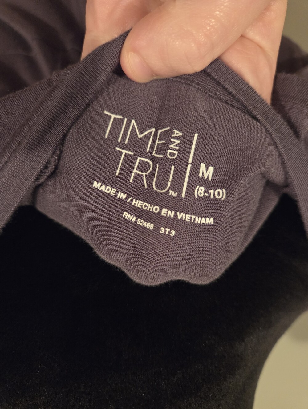 Time and Tru Grey V-Neck Sleeveless Tank Top - Picture 4 of 5
